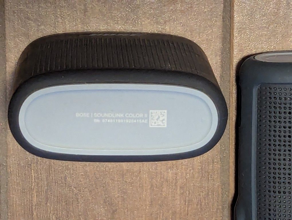 TWO | BOSE SOUND LINK COLOR II