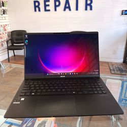 Asus Vivobook Q5507Q, 15.6 Oled 3K Display, Snapdragon Plus, 16 Gb Ram, 512 Ssd.