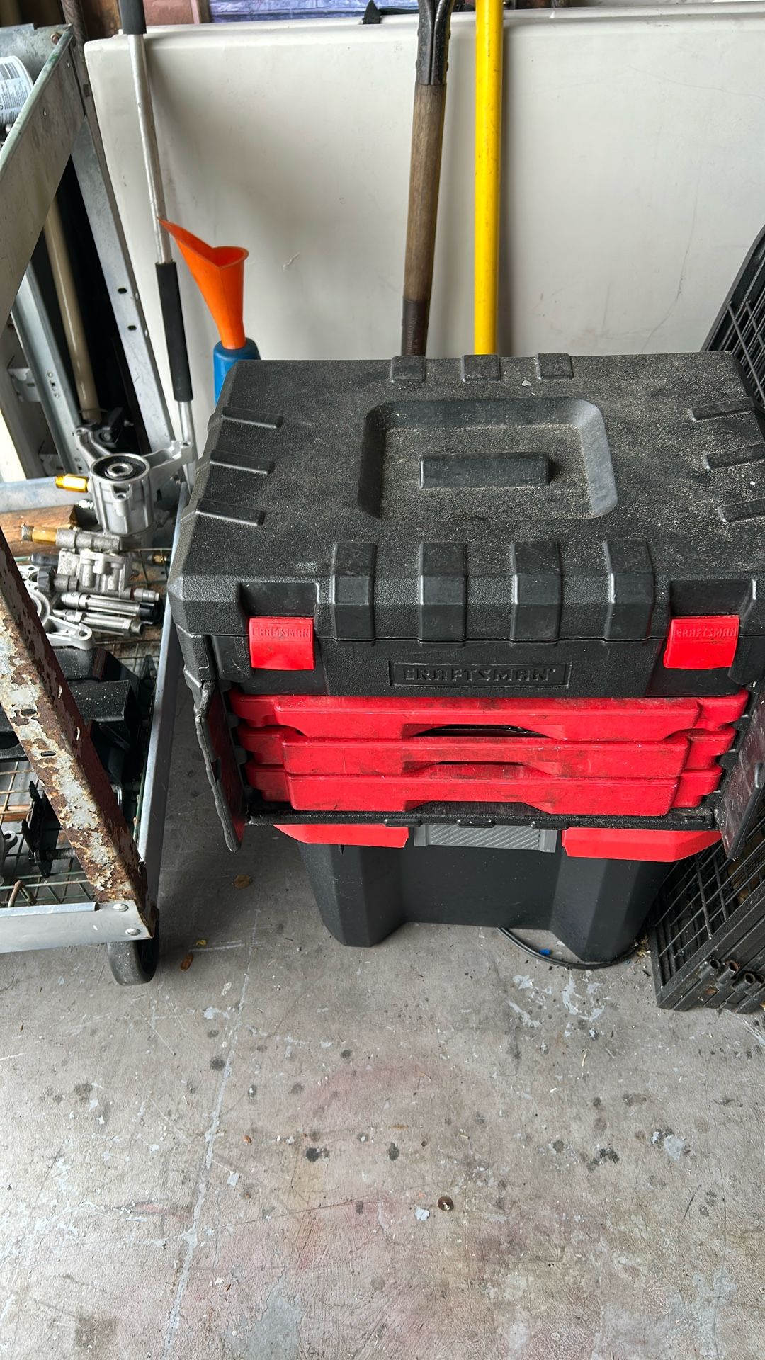 Craftsman Tool Box With Tools 