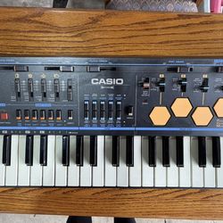 Vintage Casio Casiotone MT-500 Keyboard – Retro Synth – For Repair