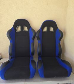Universal Racing Seats