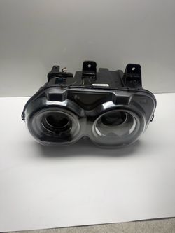 HEADLIGHT HID RIGHT SIDE DODGE CHALLENGER 2019