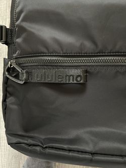 Lululemon Backpack New Crew Black New With Tags 22L for Sale in Johnston,  IA - OfferUp