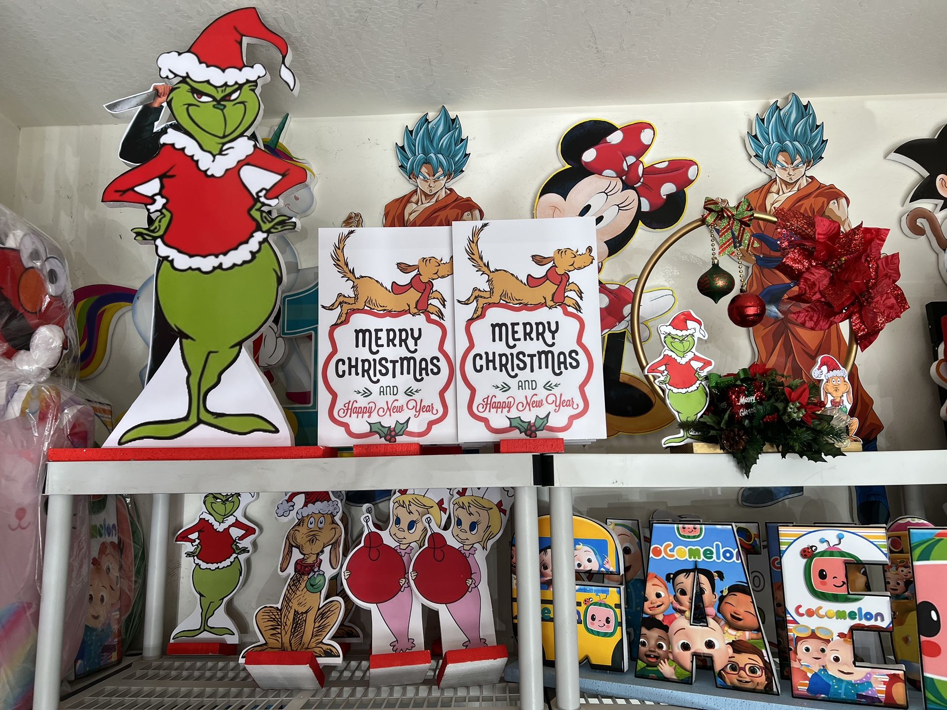 🎄SCORE! Grinch decor is 50% off right now. . . Comment GRINCH and