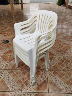 Plastic chair