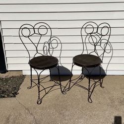 Antique Wrought Twisted Iron Ice Cream Parlor Chairs Set Of 2