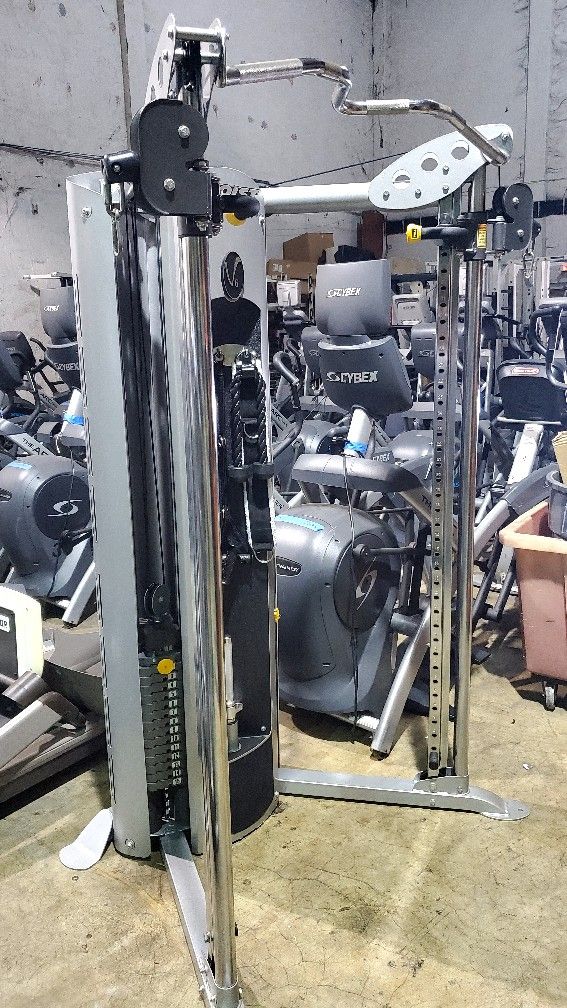 Hoist V6 Personal Pulley Gym Functional Trainer for Sale in Pompano
