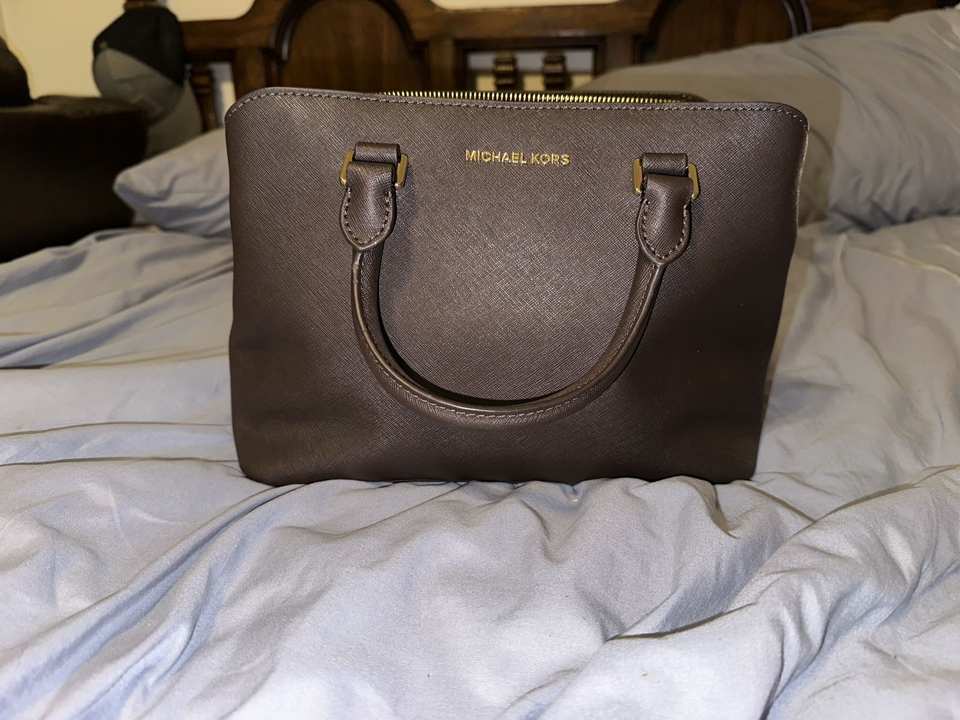 Michael Kors Brown Handbag β Timeless & Sophisticated ππ€