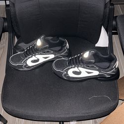 Dior B30