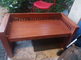 GORGEOUS SOLID WOOD BENCH 38INBY20INHT 1ST 22 GETS IT FIRM