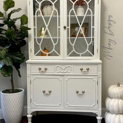🍂 Gorgeous Vintage Antique China Hutch Cabinet