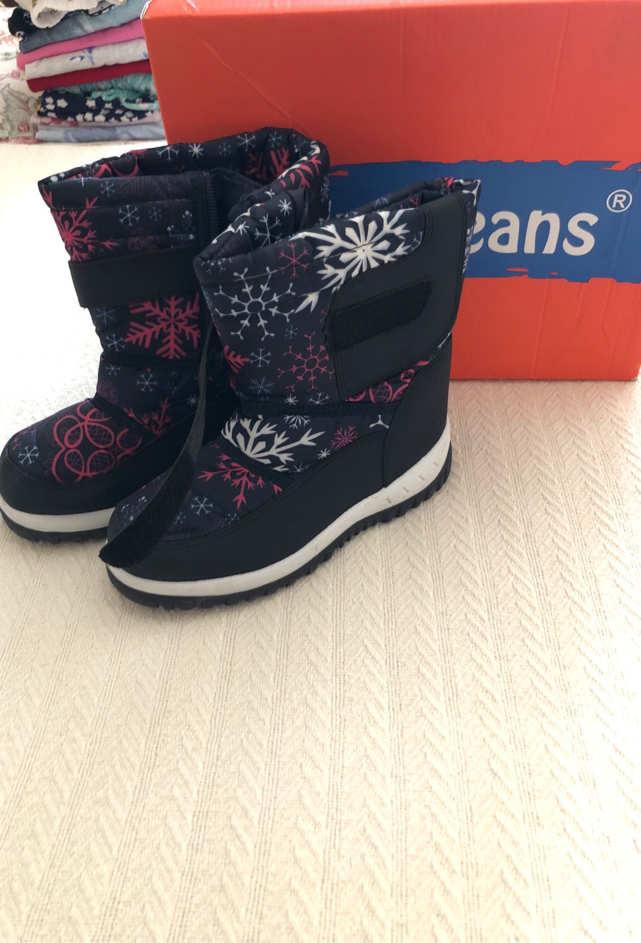 Kids Size 2 - Jelly Bean Snow Boots
