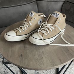 Converse All Star Shoes - Women 10 - BRAND NEW
