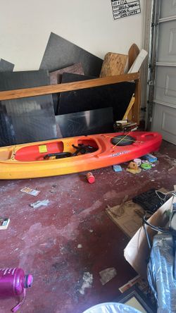 Swiftly 9.5 Kayak 