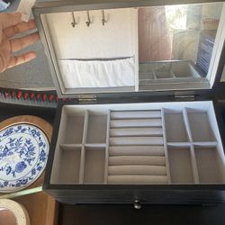 Jewelry Box