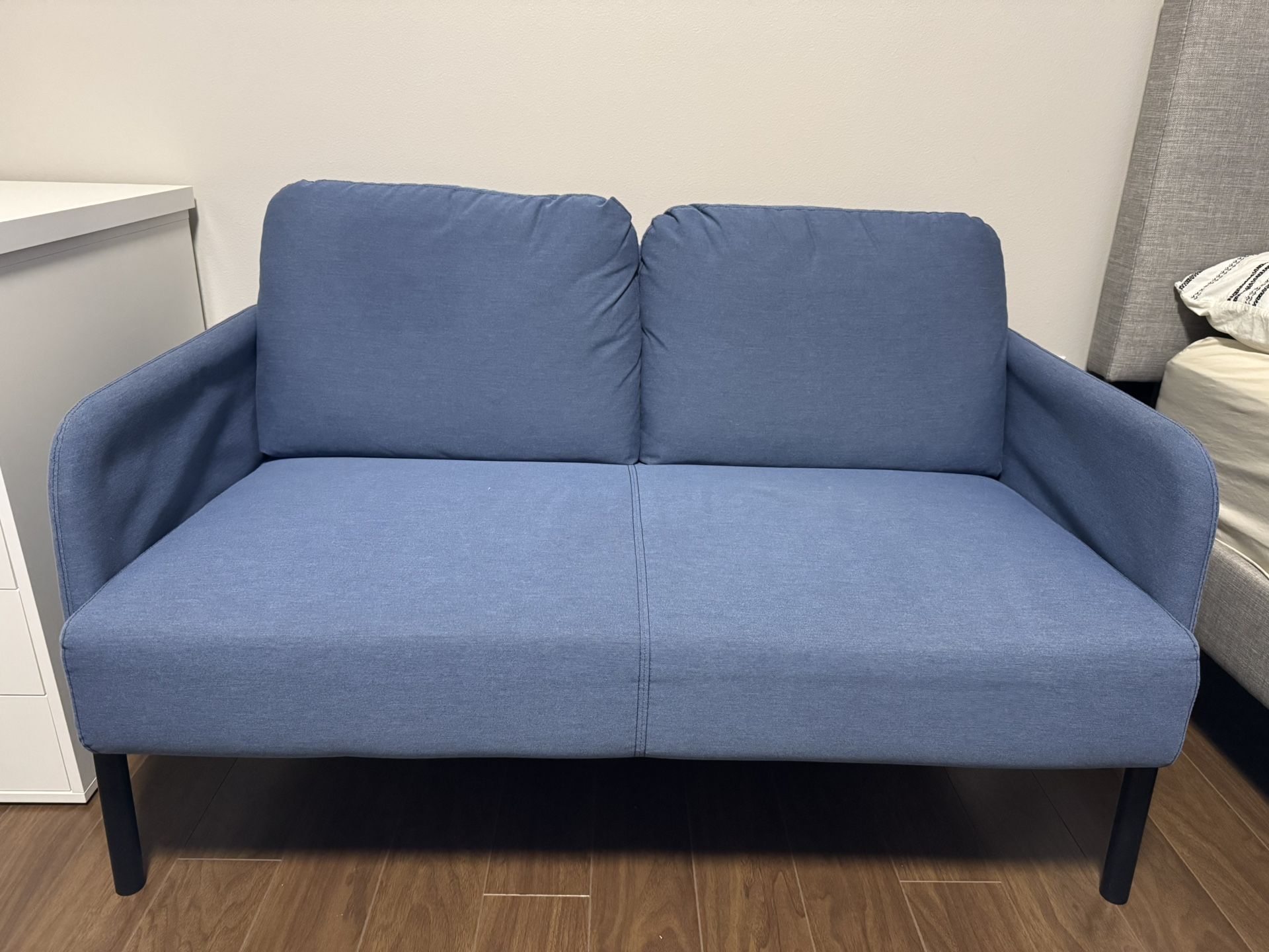 Sofa (Loveseats)