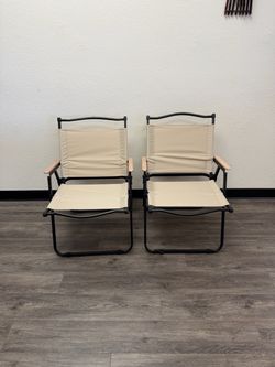 Set of 2 Folding Outdoor Chairs