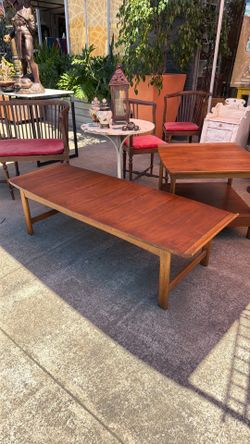 Antique made by Lane coffee table with end table