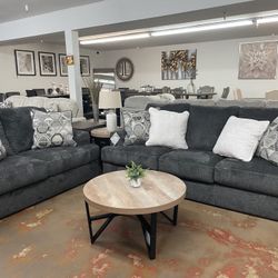 2pc Sofa And Loveseat 