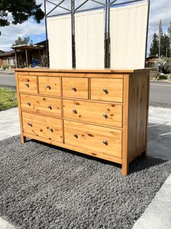 hemnes 8 drawer dresser light brown Chicago Chelsea Boots 6