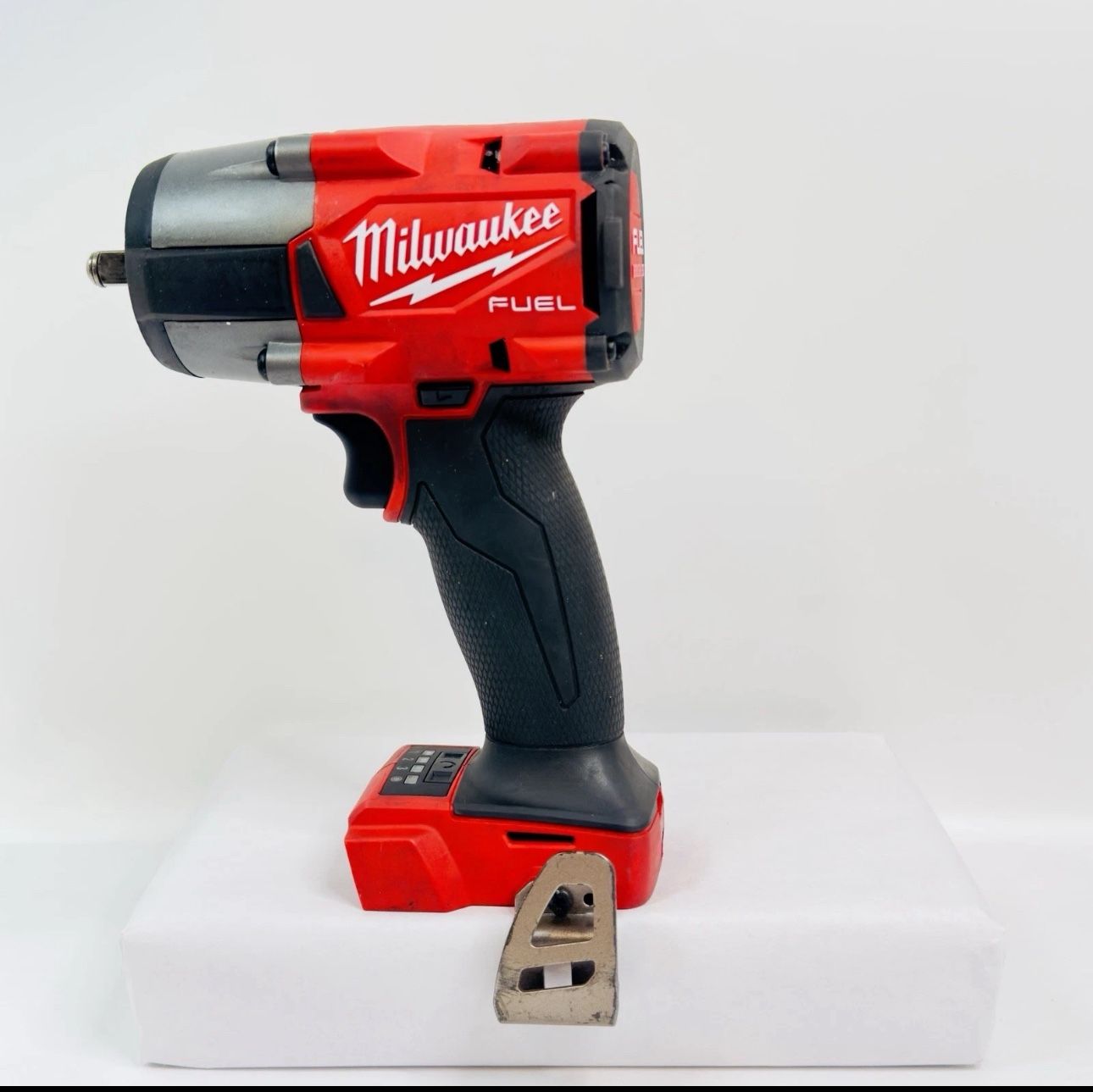 Milwaukee M18 FUEL 3/8" Friction Ring Mid-Torque Impact Wrench (2960-20)