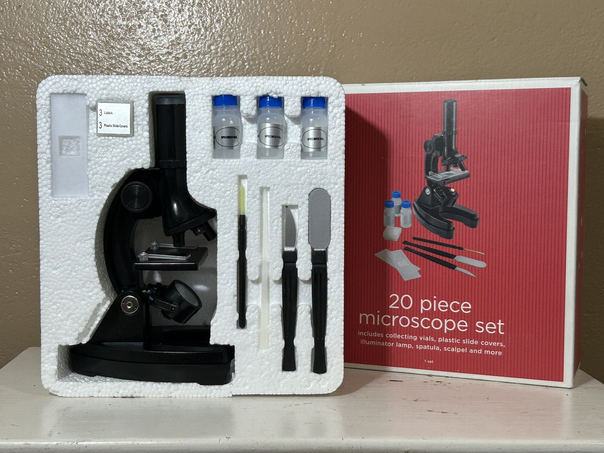 20 Piece Microscope Set 