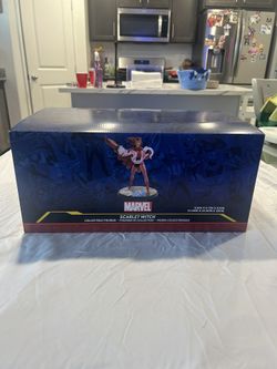 Marvel Avengers Scarlett Witch Disney Figurine Statue In Box Untouched