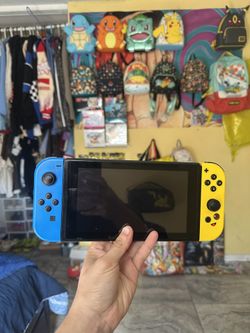 Nintendo Switch 