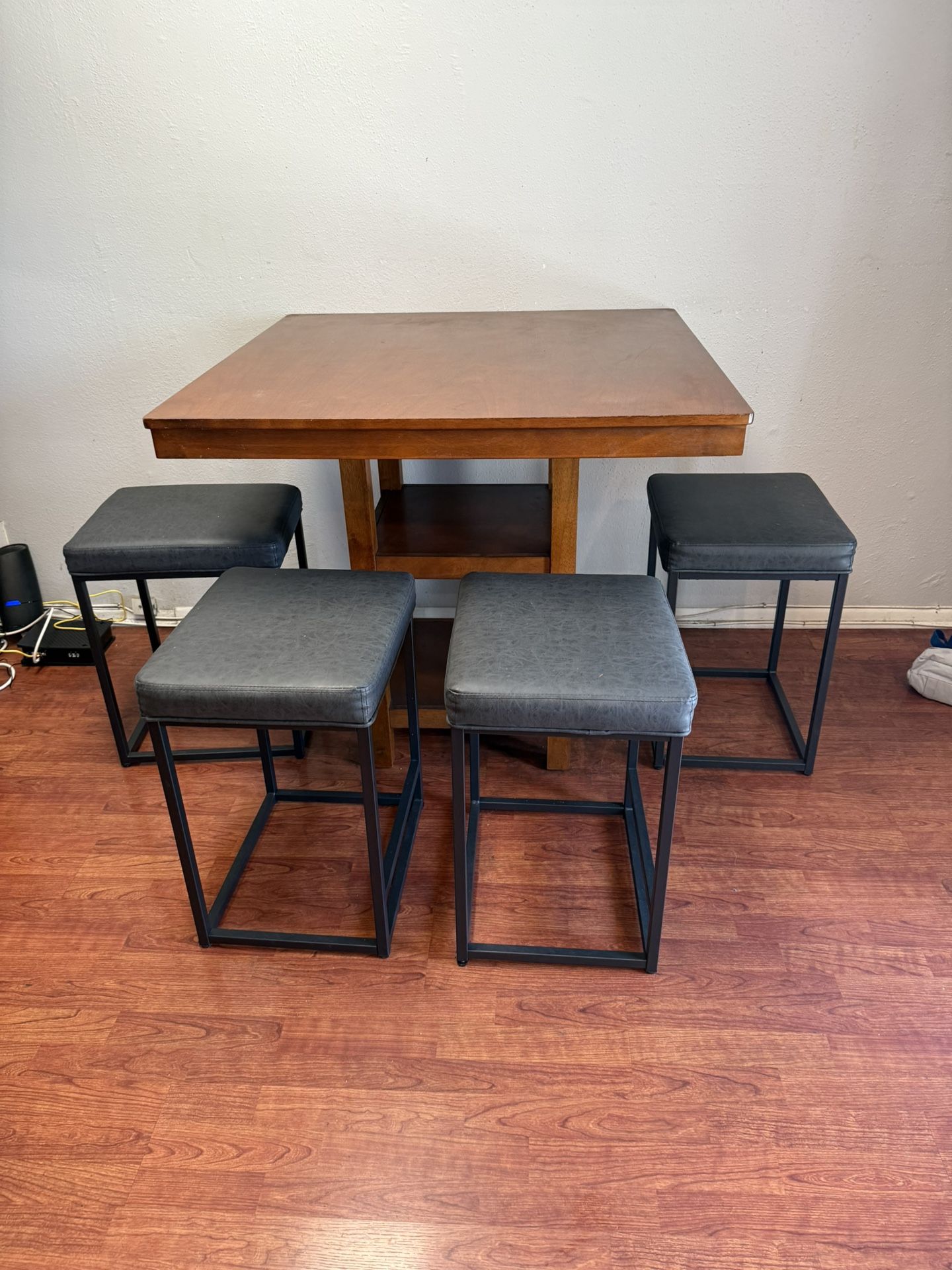Dining Table & Stools