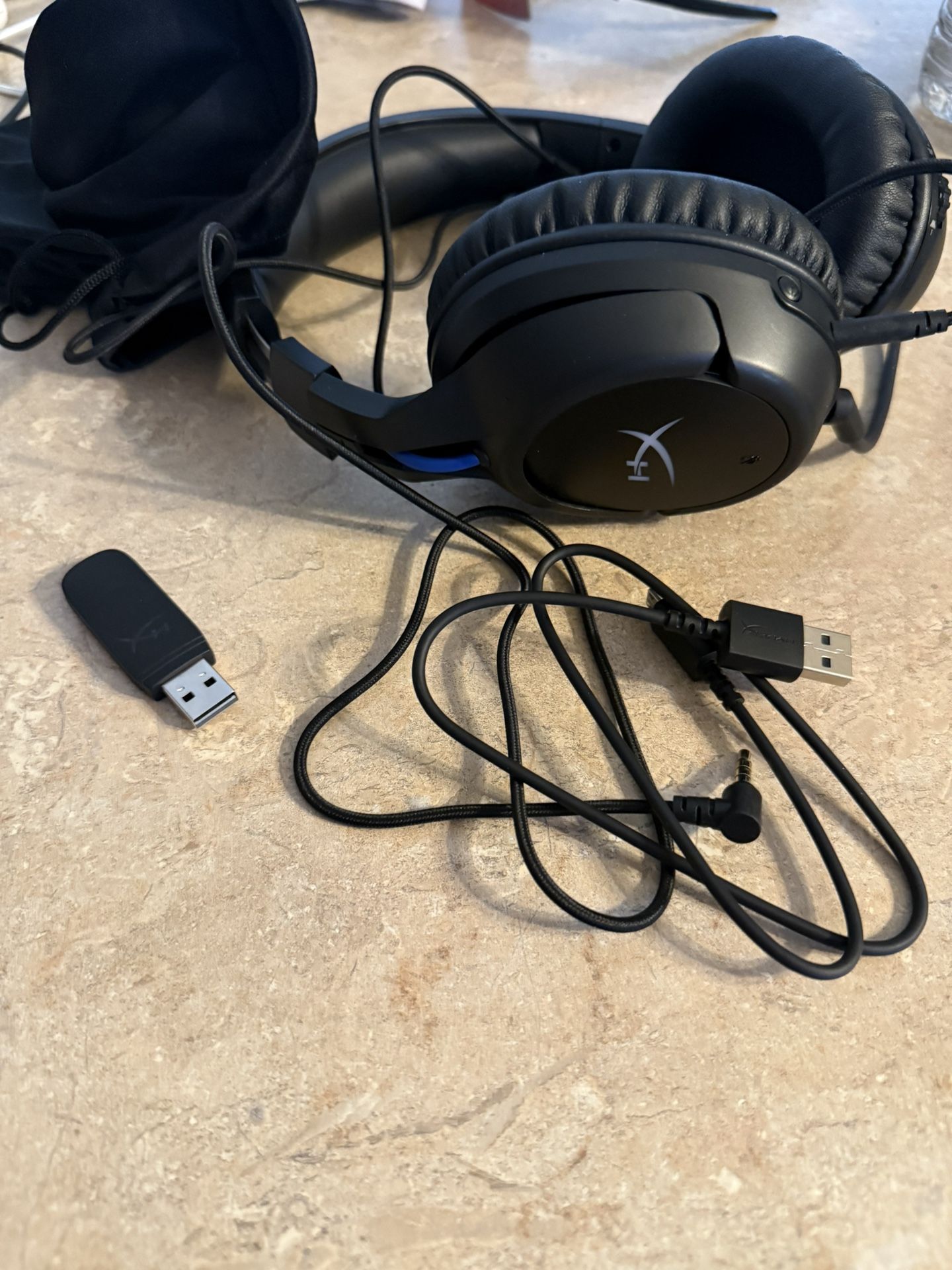 HyperX Cloud Flight Headset