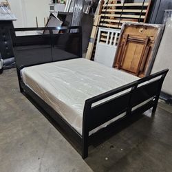 Queen Bed And Mattress 