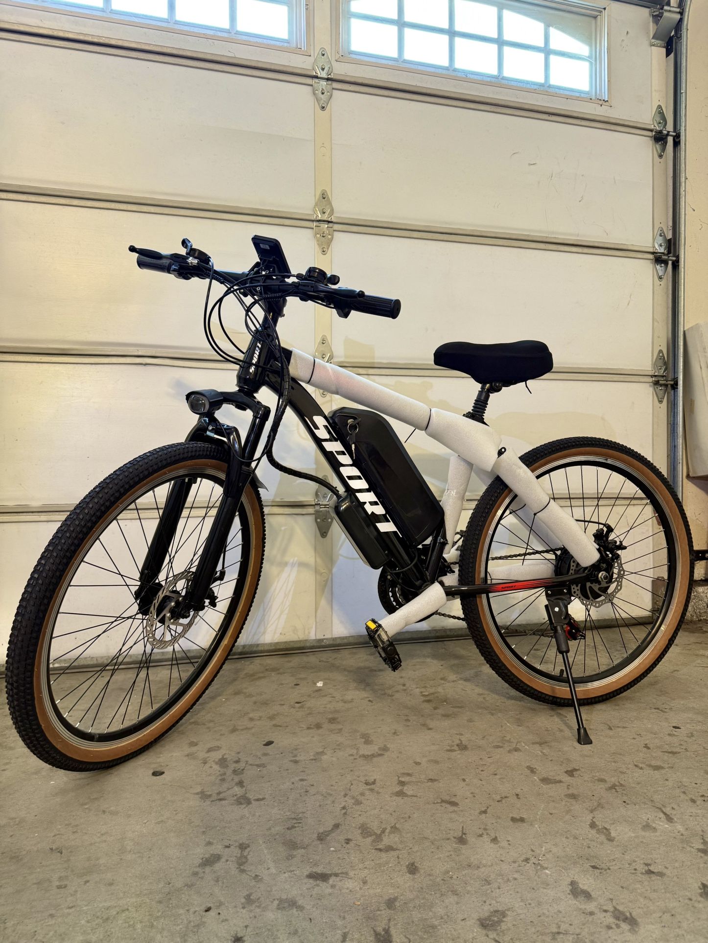 (Brand New) 500w Sport Electric Mountain Bike