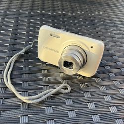 Olympus VH-210 Digital Camera