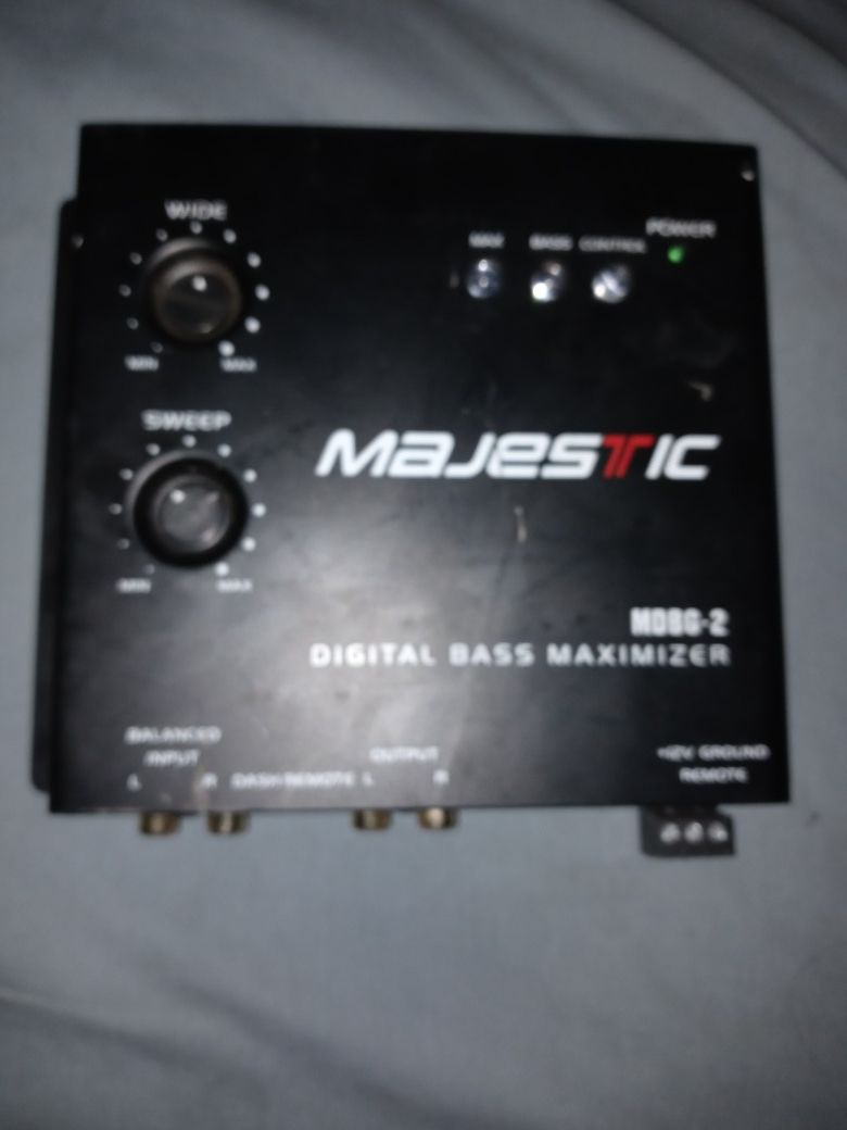 Majestic bass maximizer