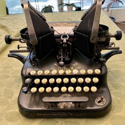 1911 Antique Working Oliver 5 Typewriter 