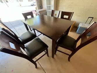 Pub Table With Center Extension And 6 Chairs