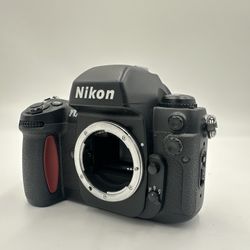 Brand New Nikon F100 SLR Film Camera  NOT Digital Nikkor Canon Panasonic Sony Leica Fuji