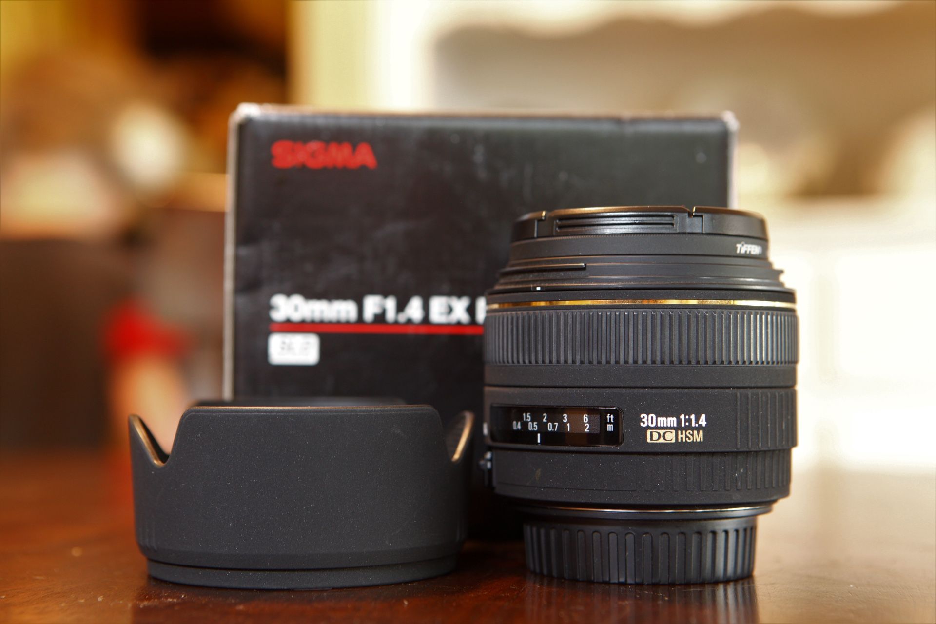 Sigma 30mm f1.4 prime lens for Canon