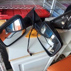 2011 Ram 1500 Mirrors