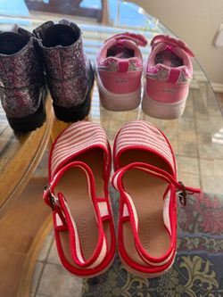 3 pairs of toddler girls shoes