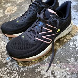 New Balance $30 Brand New Size 13 W 11.5M