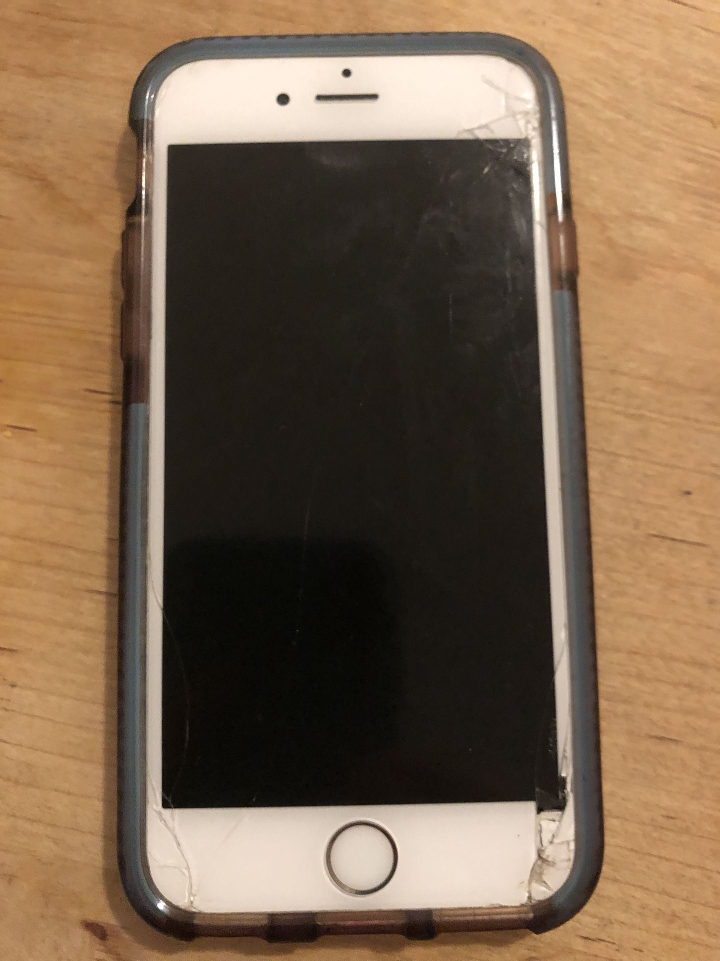 64 GB iPhone 6S gold — cracked screen and faulty home button selling for parts