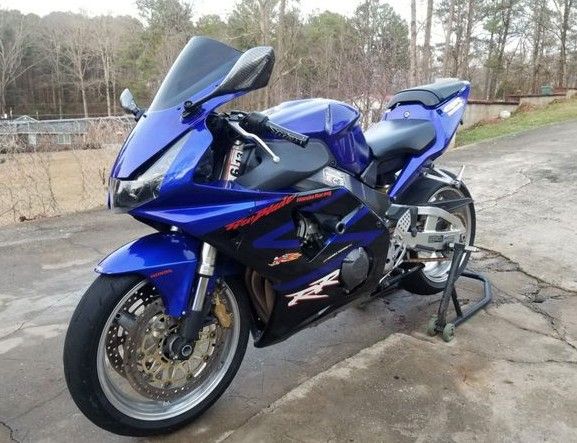 ✵Urgent!! ＄400 For sale Honda cbr 2003 