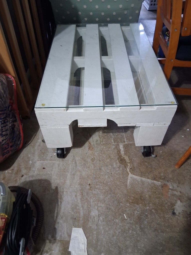 Cute  Coffee Table