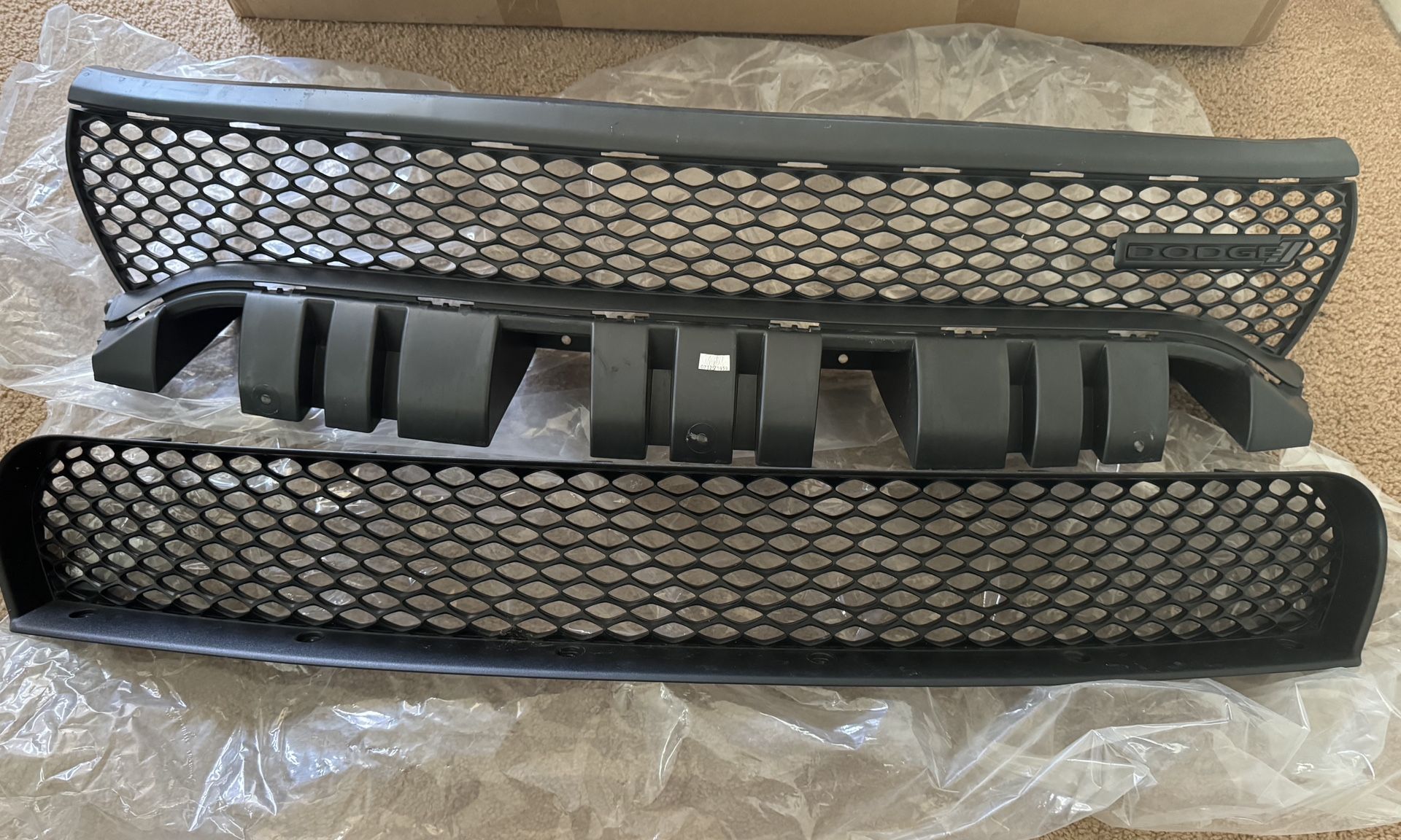 2022 Dodge Charger RT Upper/ Lower OEM Grille