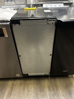Ice maker
