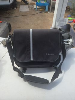 Bicycle messenger bag