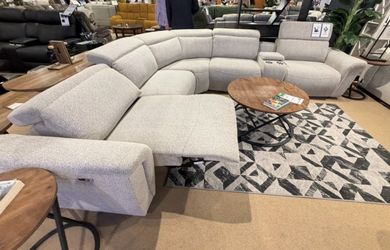 Reclining sectional ( Modern Home Furniture)