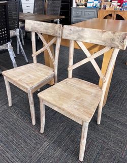 🪑🔥 30% OFF! Keaton X-Back Wooden Dining Chairs – SET OF 2 – NEW!