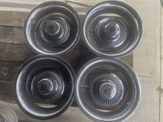 ORIGINAL C3 Corvette Rims/BeautyRingHubs (complete Set Of 4)